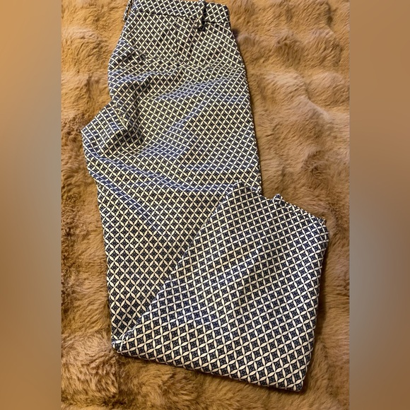 H&M size 8 Cropped Capri Pants Womens - Picture 1 of 7